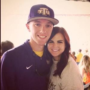 Meet your Posher, Hunter